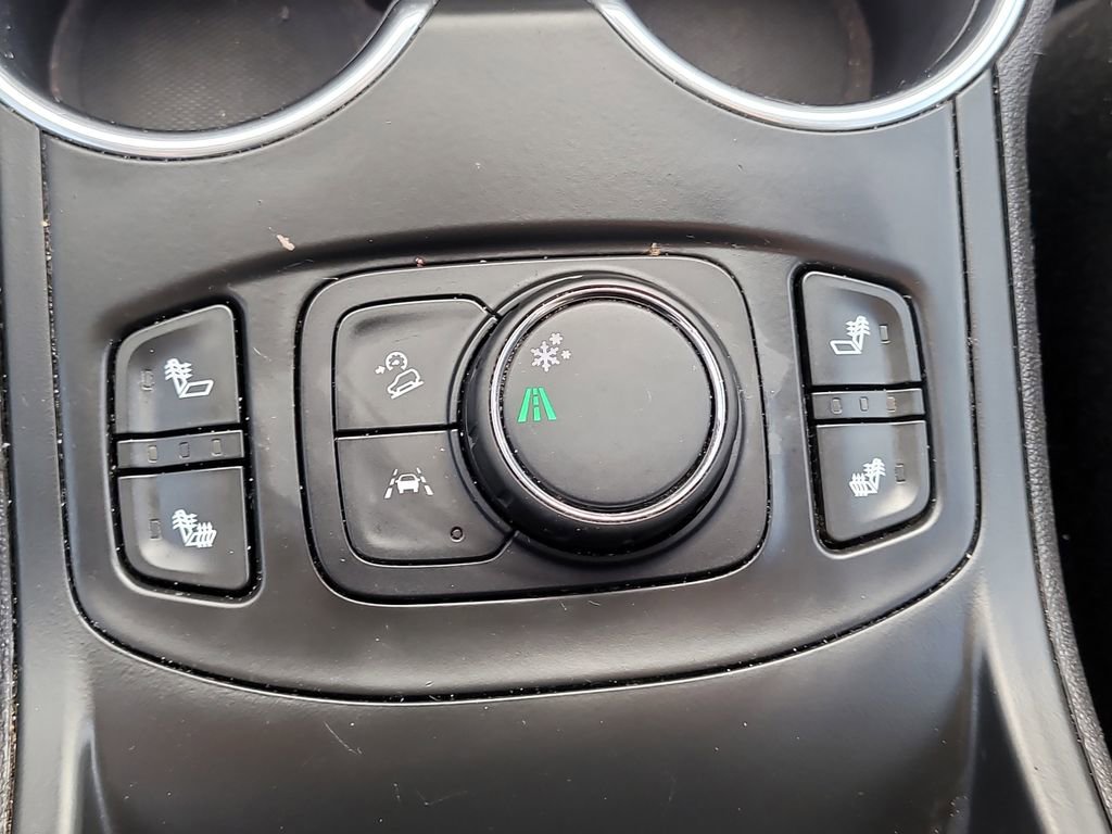 Used 2022 GMC Terrain SLE w/ Driver Convenience Package image 28