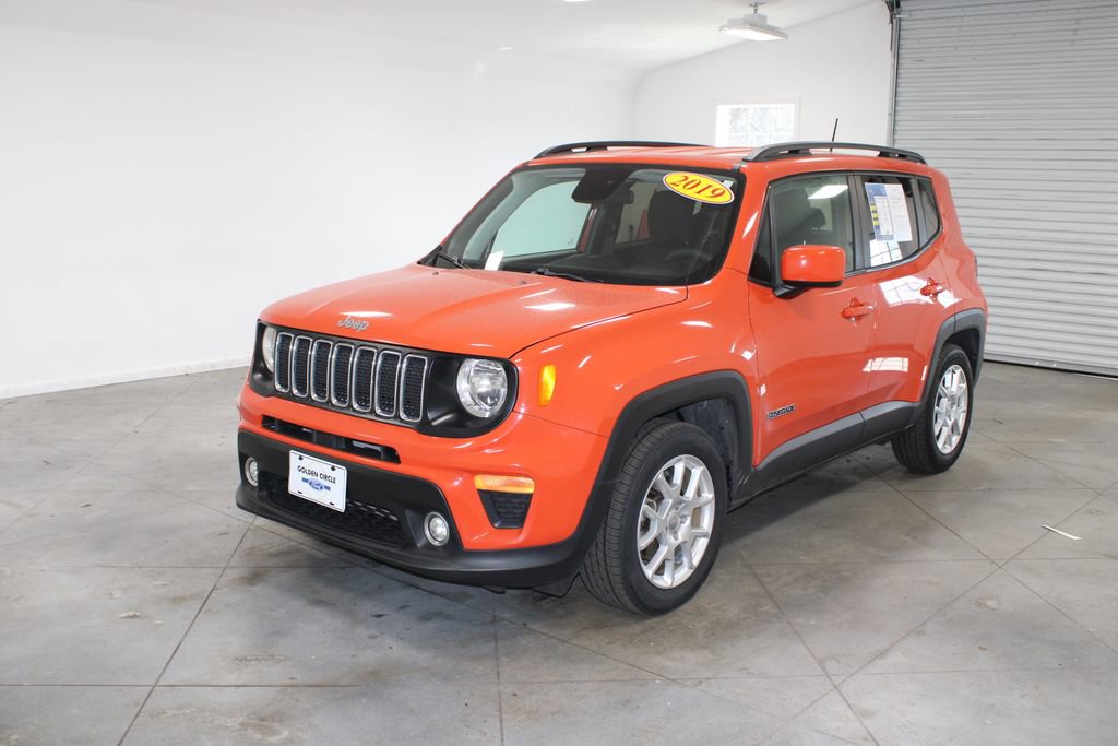 Used 2019 Jeep Renegade Latitude image 4