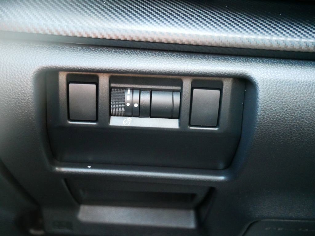 Used 2024 Subaru Crosstrek 2.0i Premium image 22