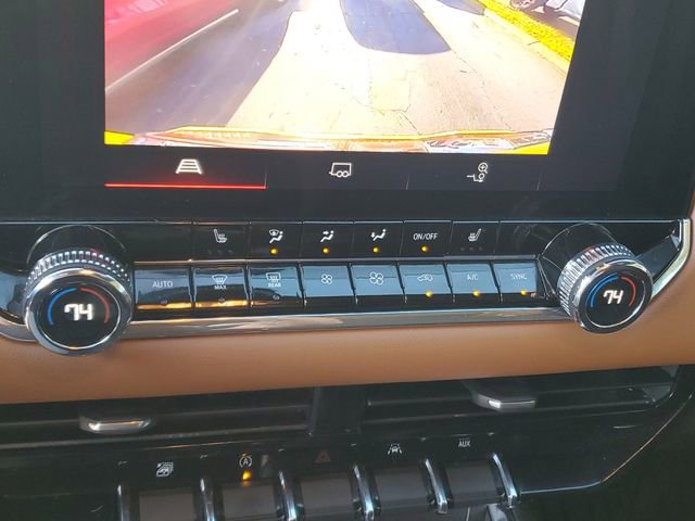 Used 2023 GMC Canyon AT4 image 21