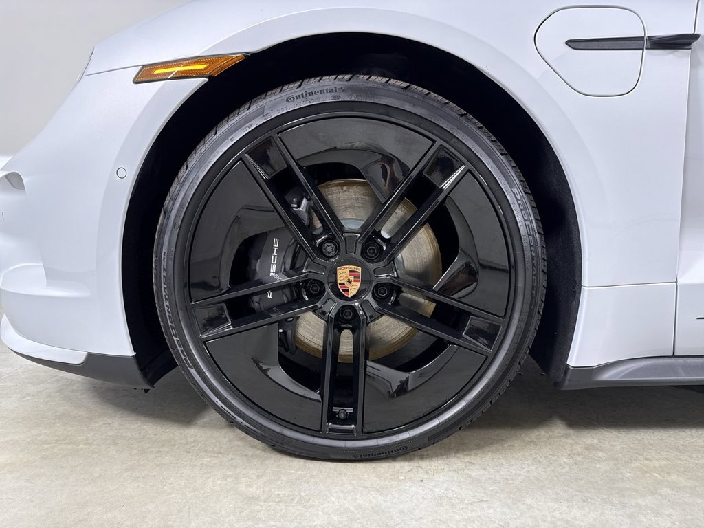New 2026 Porsche Taycan AWD/4WD image 13