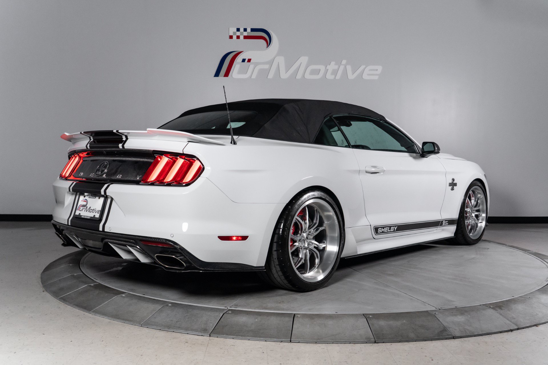 Used 2015 Ford Mustang GT Premium w/ Equipment Group 401A RWD image 21
