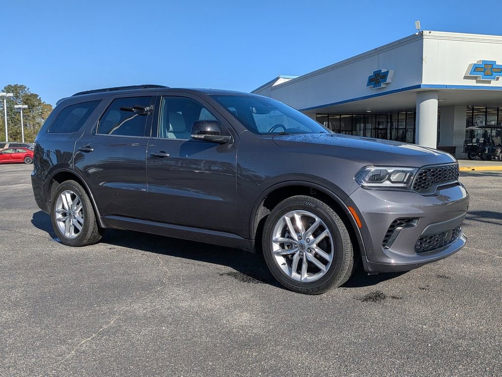 Used 2024 Dodge Durango GT RWD image 3