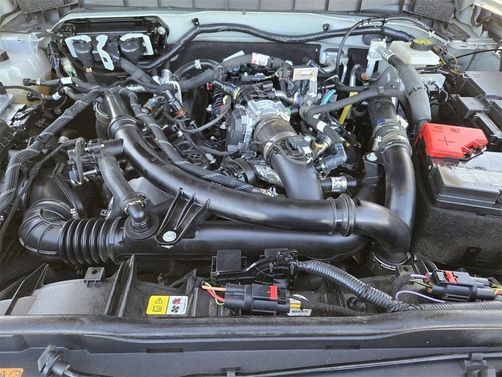 Used 2023 Ford Bronco Badlands image 33