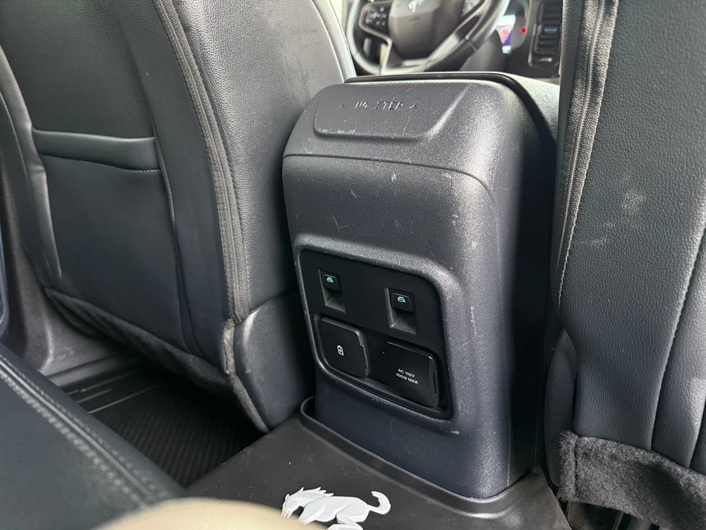 Used 2023 Ford Bronco Wildtrak AWD/4WD image 28