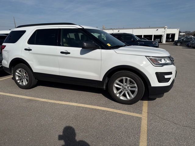 Used 2017 Ford Explorer FWD image 6