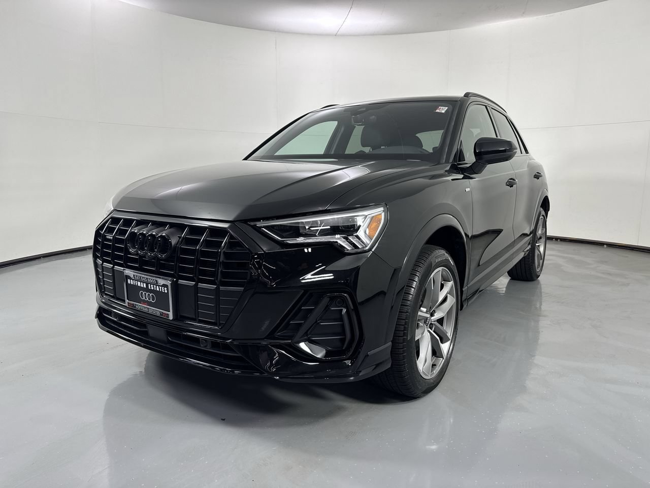 Used 2023 Audi Q3 2.0T Premium Plus w/ Premium Plus Package AWD/4WD image 24
