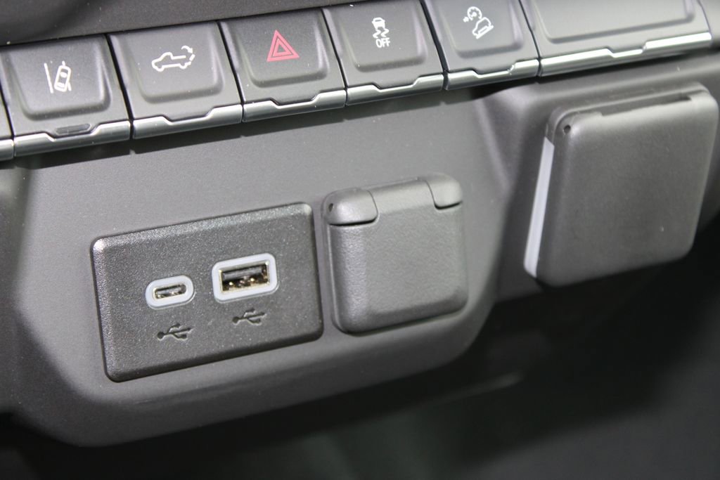 New 2026 Chevrolet Silverado 2500 Custom w/ Custom Convenience Package image 46