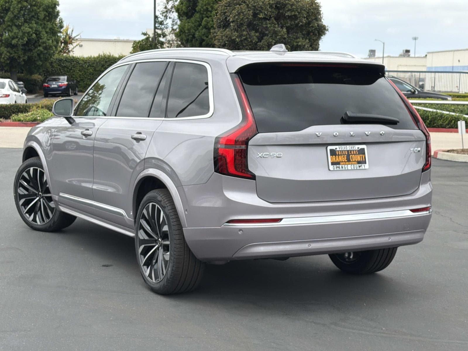 New 2026 Volvo XC90 T8 Plus AWD/4WD image 5