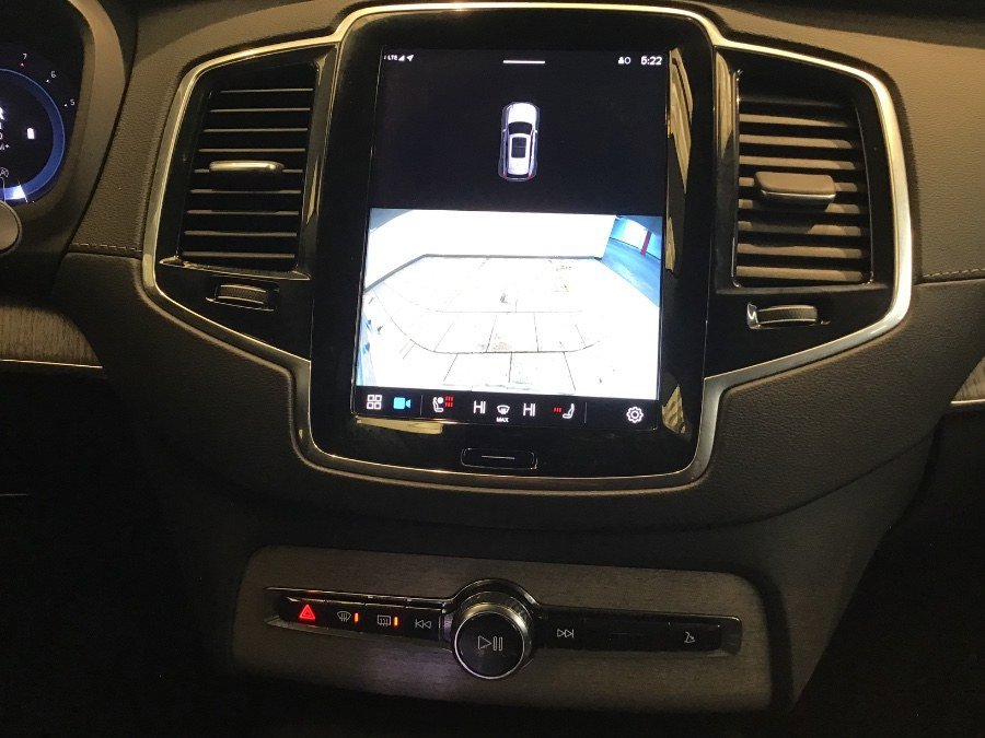 Used 2023 Volvo XC90 B6 Ultimate image 16