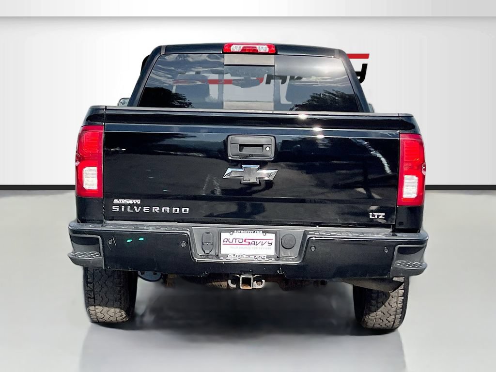 Used 2018 Chevrolet Silverado 1500 LTZ Z71 w/ Midnight Edition AWD/4WD image 6
