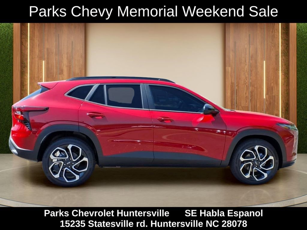 New 2026 Chevrolet Trax RS w/ Sunroof Package FWD image 36
