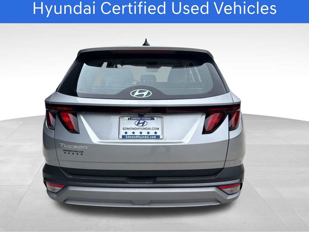Certified 2025 Hyundai Tucson SE FWD image 7
