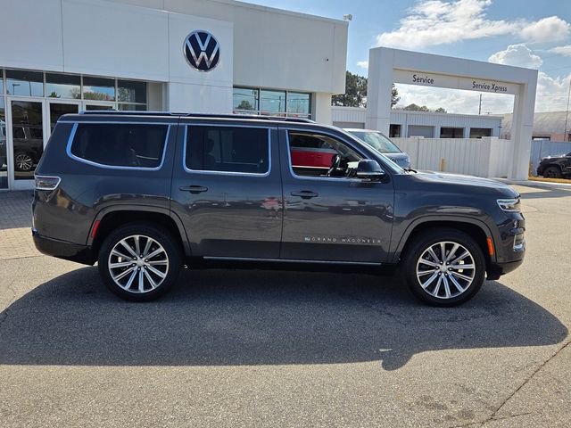 Used 2023 Jeep Grand Wagoneer 4WD w/ Flexible Seating Group image 15