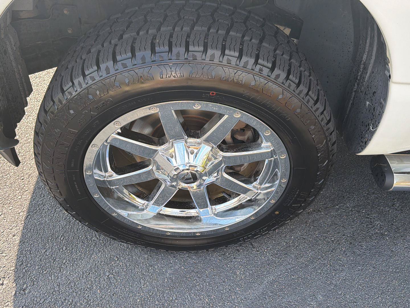 Used 2017 Nissan Titan SV AWD/4WD image 34