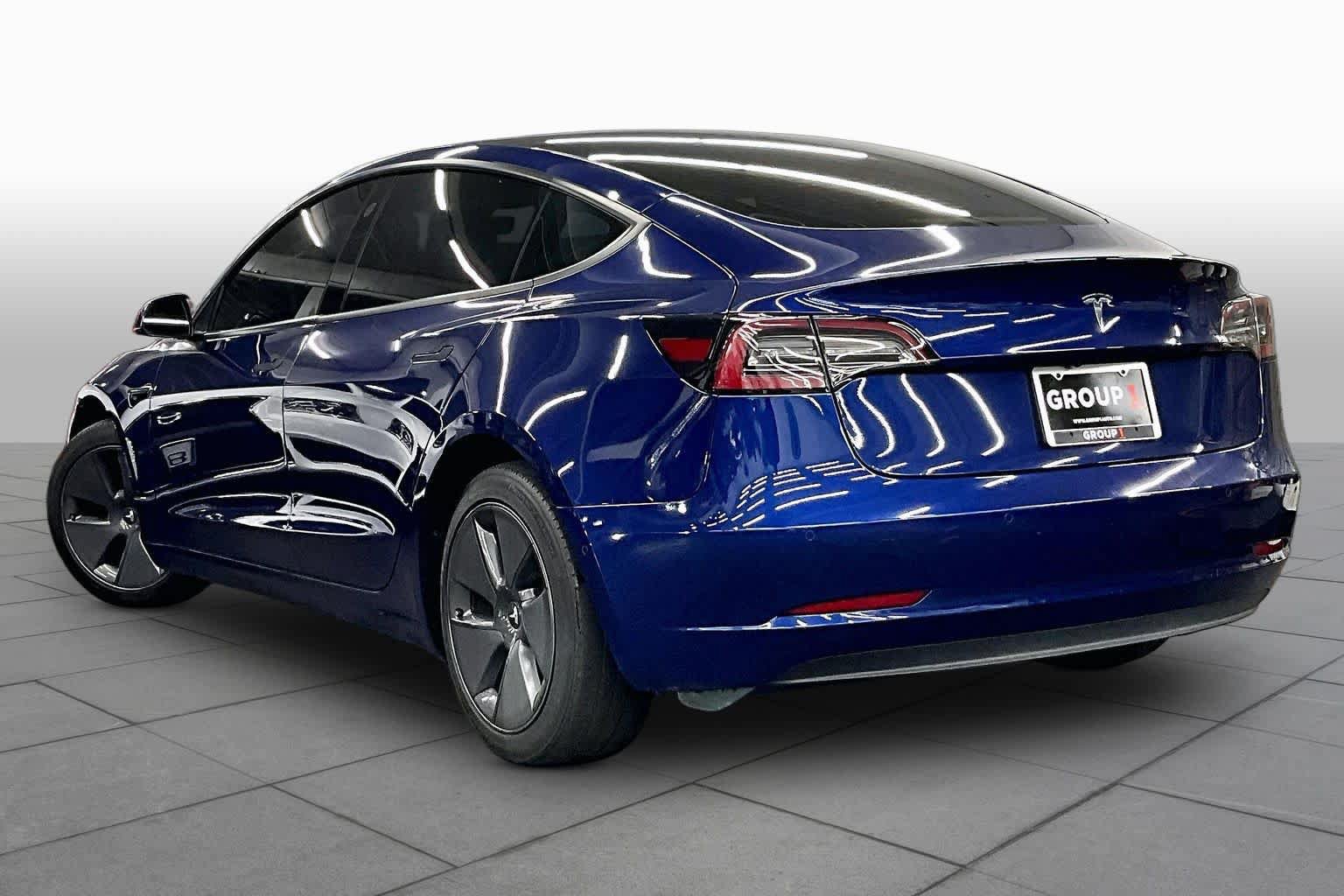 Used 2022 Tesla Model 3 RWD image 11