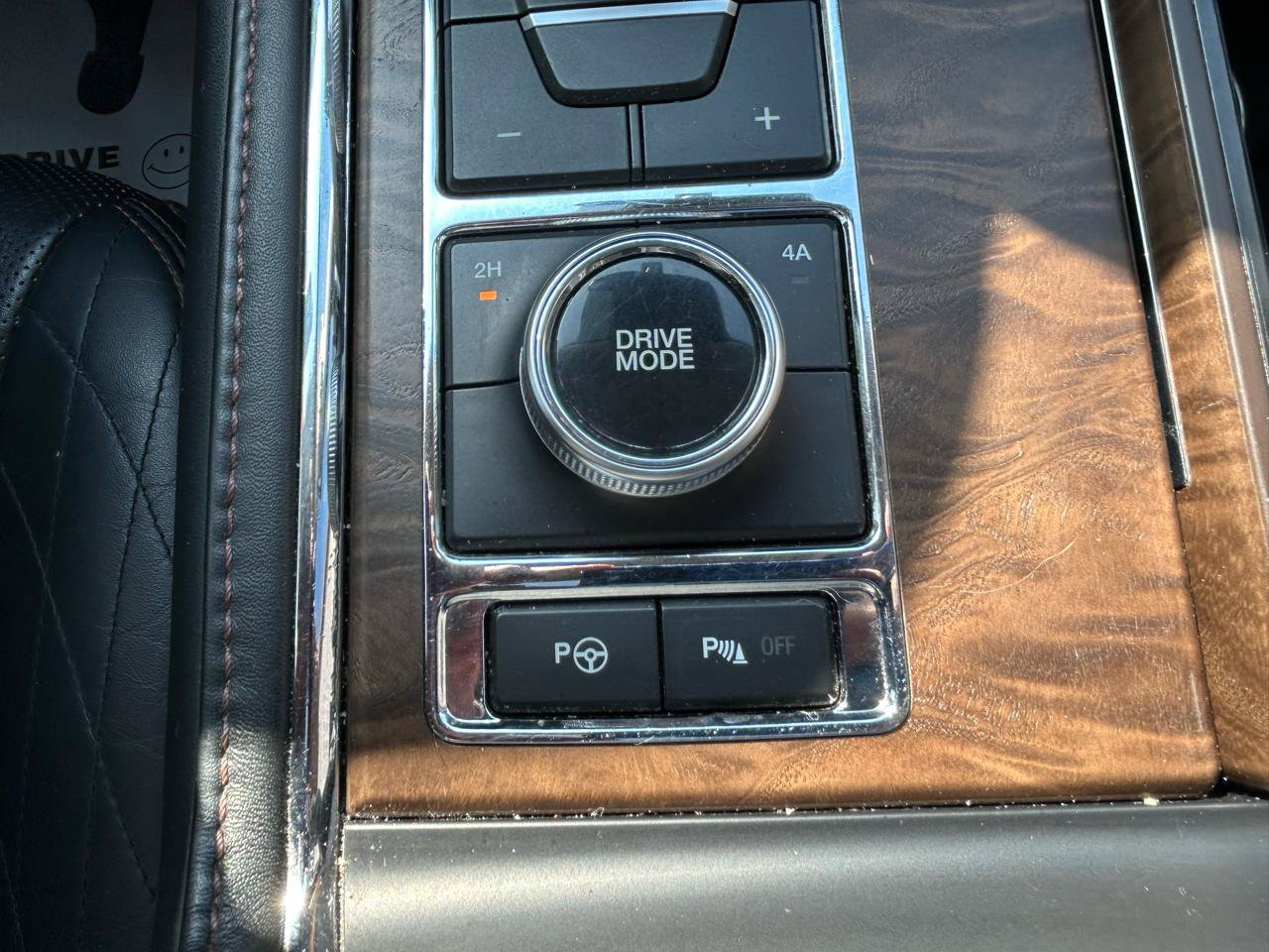 Used 2020 Ford Expedition Platinum AWD/4WD image 34
