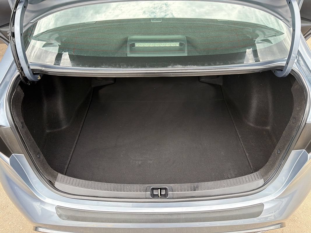 Used 2021 Toyota Corolla SE FWD image 13