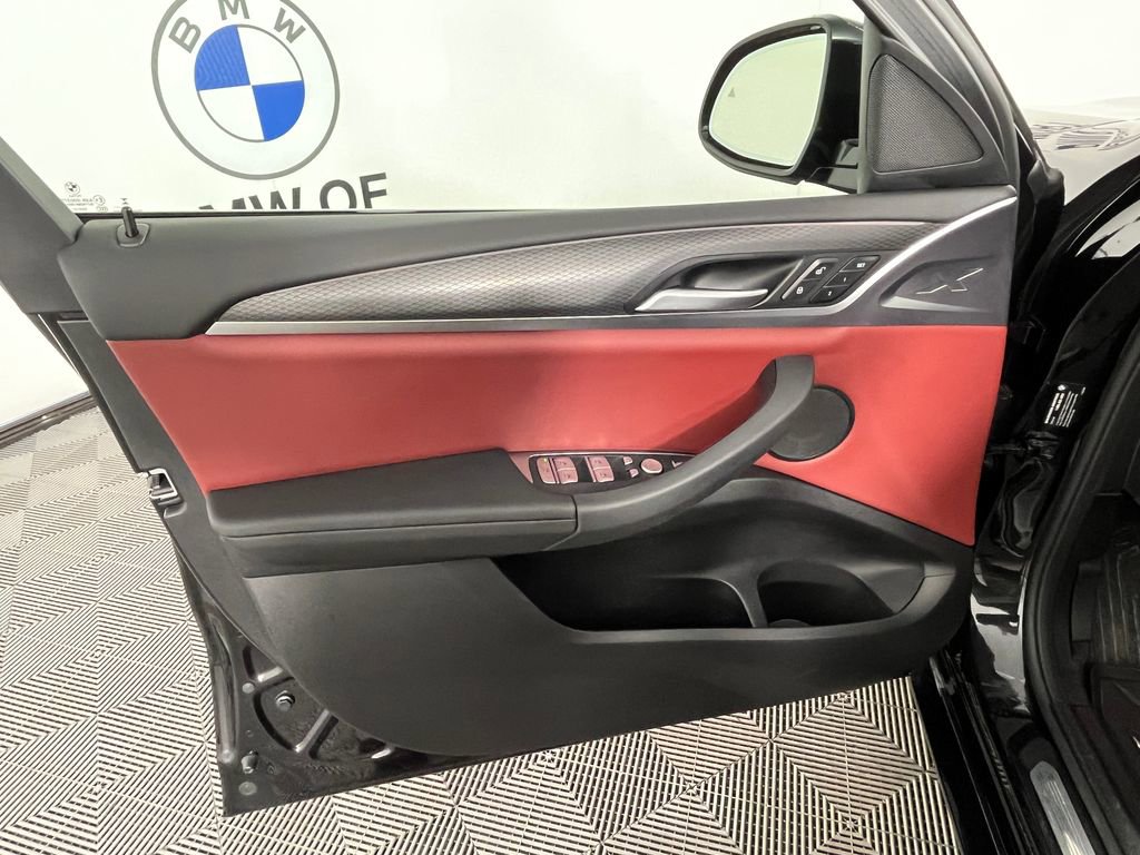 Certified 2024 BMW X4 xDrive30i w/ M Sport Package image 28