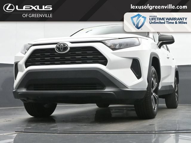 Used 2022 Toyota RAV4 LE FWD image 29