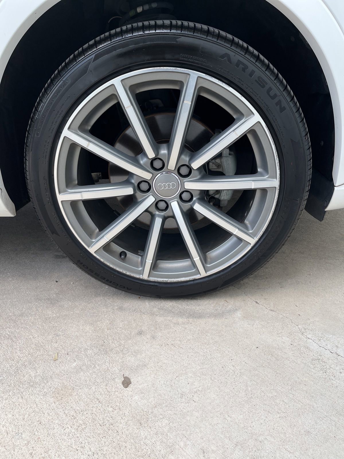 Used 2018 Audi Q3 2.0T Premium w/ Convenience Package FWD image 27