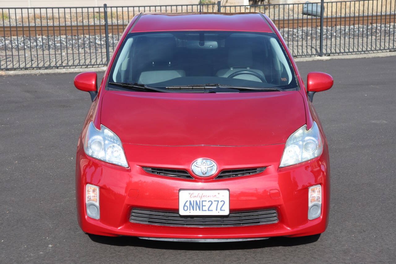 Used 2010 Toyota Prius Four w/ Navigation Pkg FWD image 2