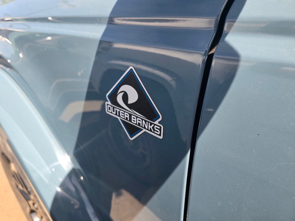 Used 2022 Ford Bronco Outer Banks AWD/4WD image 18
