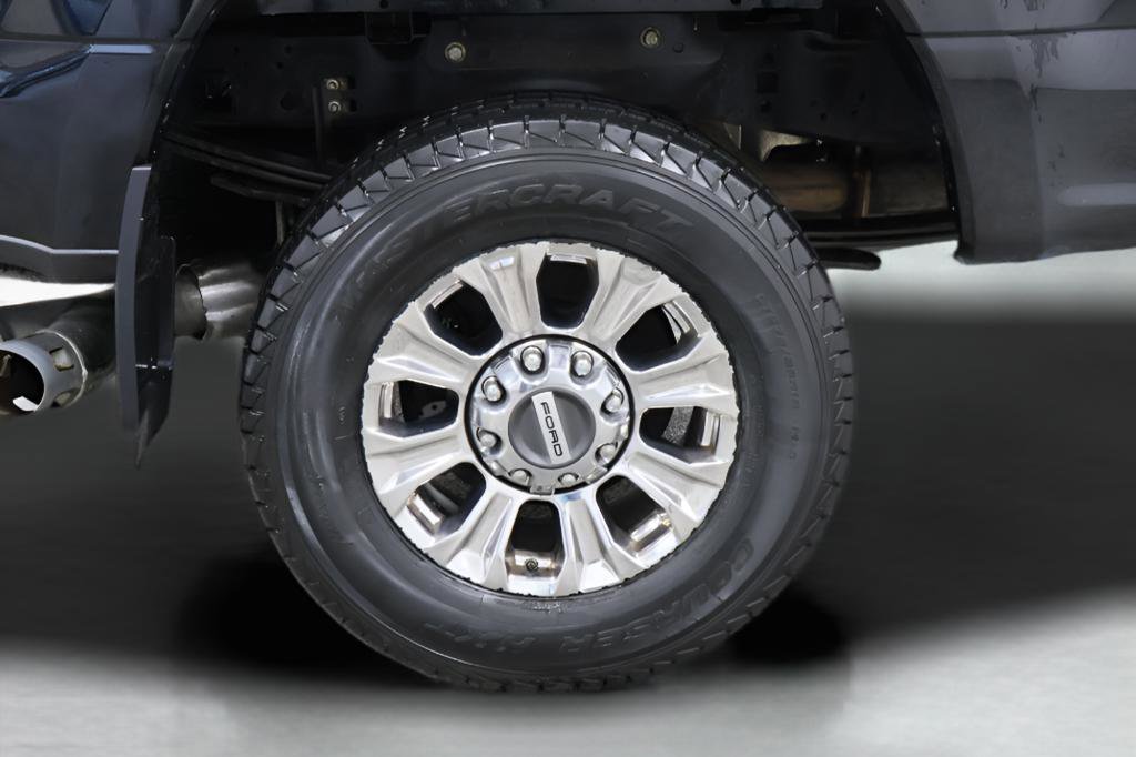 Used 2017 Ford F250 Lariat w/ Lariat Ultimate Package image 35