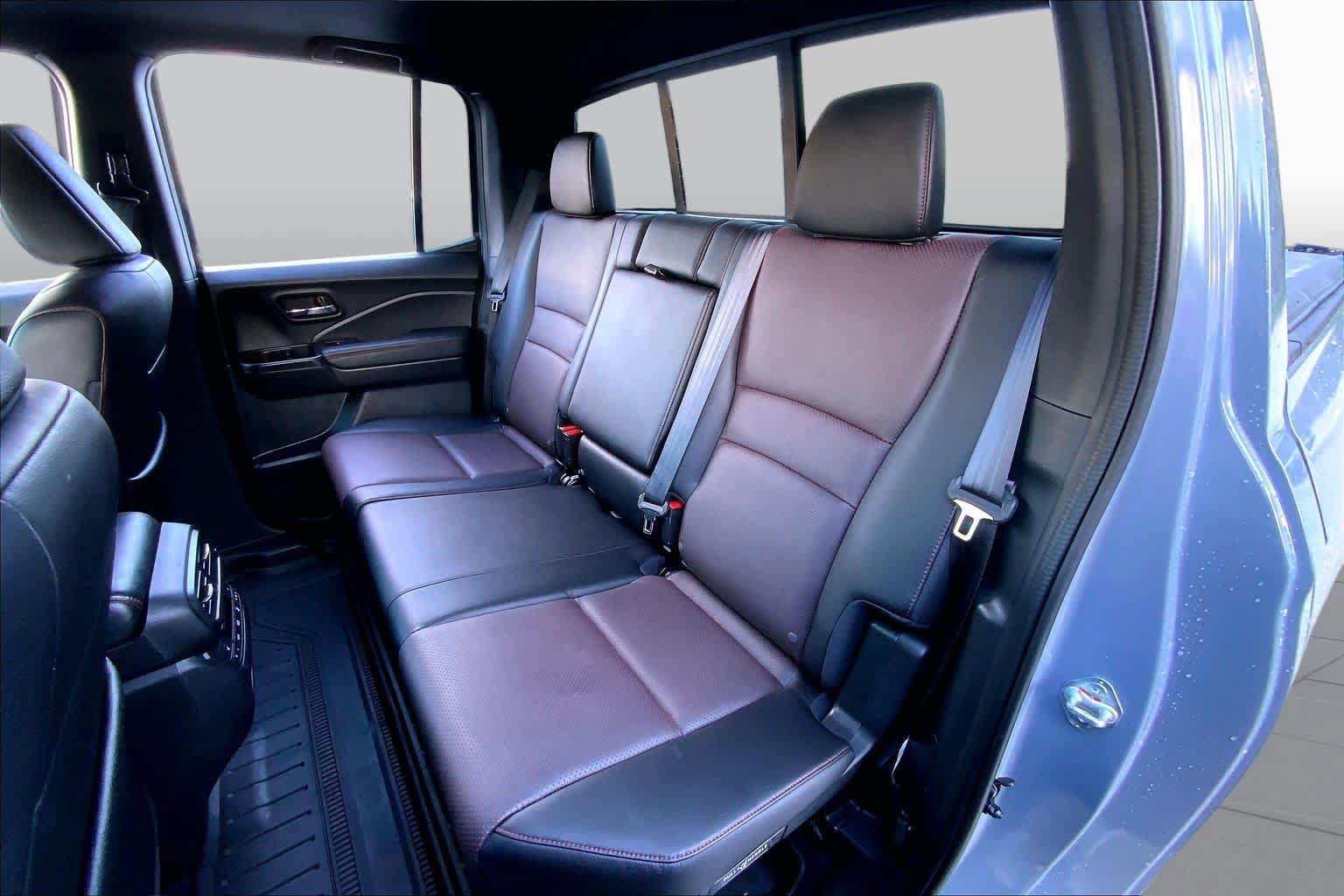 Certified 2025 Honda Ridgeline Black Edition image 21