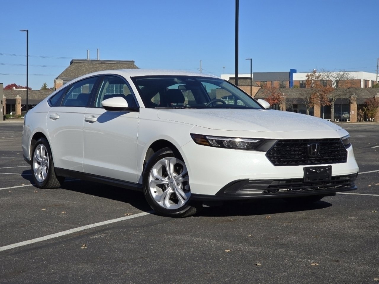 Certified 2025 Honda Accord LX image 2