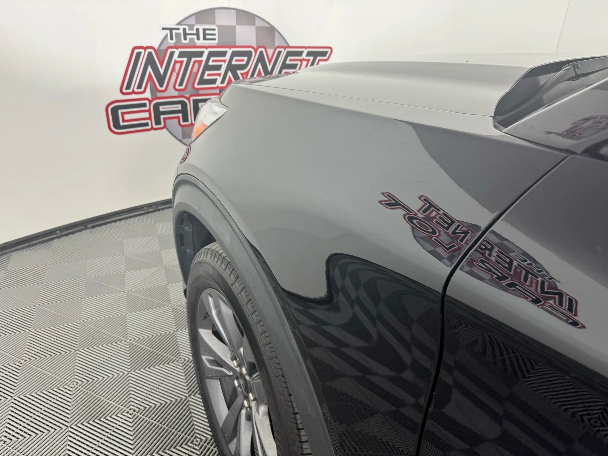 Used 2022 Ford Explorer XLT w/ Equipment Group 202A image 23