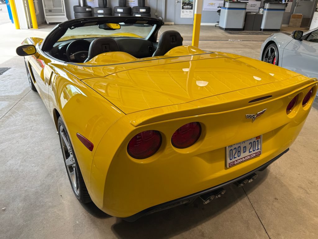 Used 2008 Chevrolet Corvette Convertible w/ Preferred Equipment Group RWD image 17