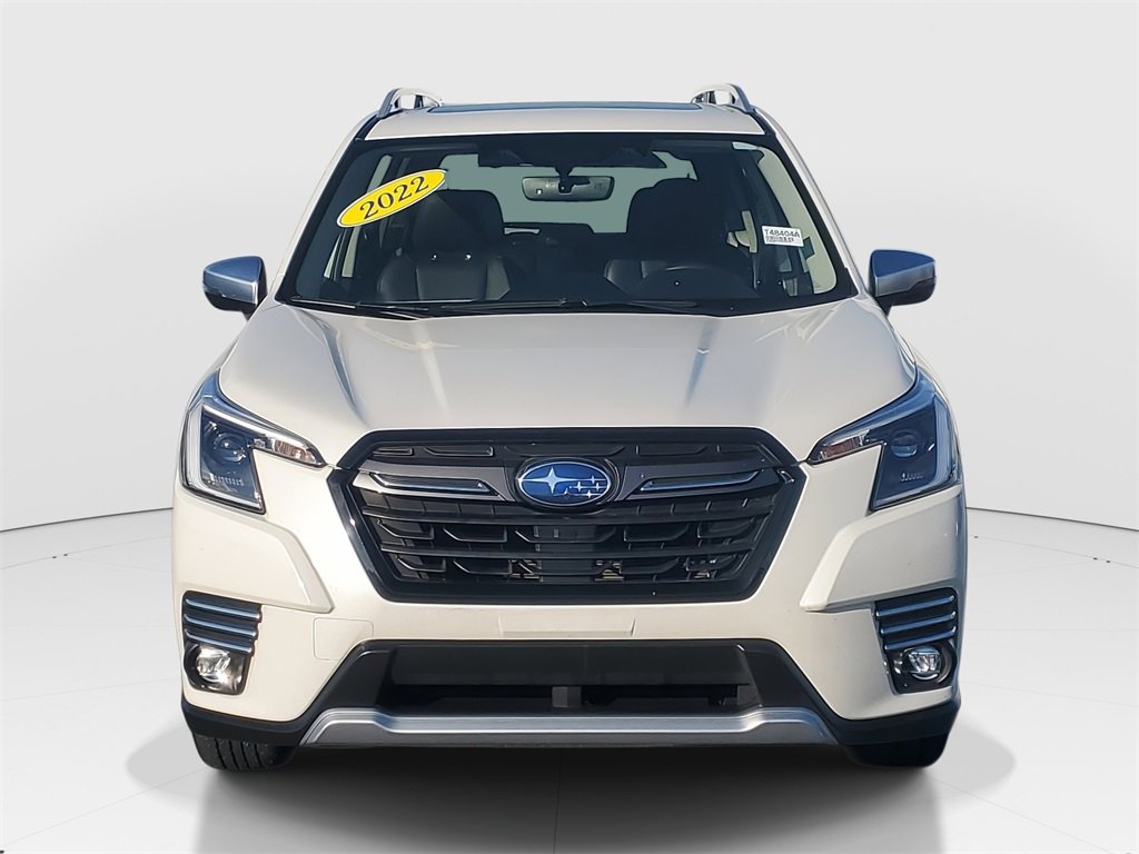 Used 2022 Subaru Forester Touring image 3