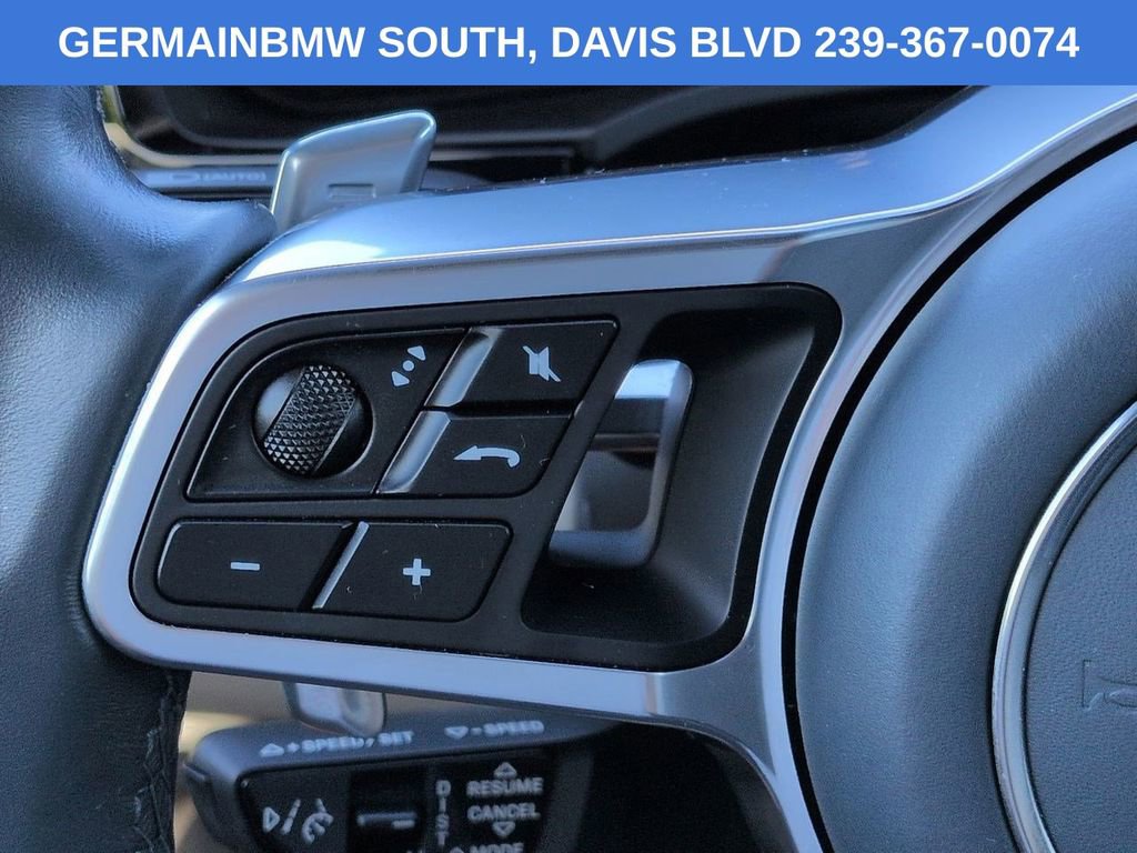 Used 2022 Porsche Cayenne S AWD/4WD image 27