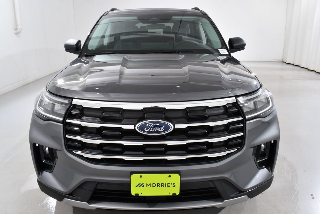 New 2025 Ford Explorer Active w/ Active Comfort Package image 3