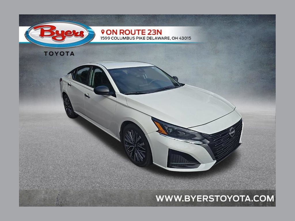 Used 2025 Nissan Altima 2.5 SV