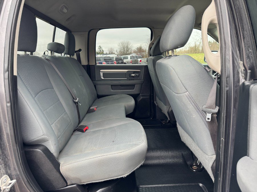 Used 2017 RAM 1500 Classic SLT AWD/4WD image 17