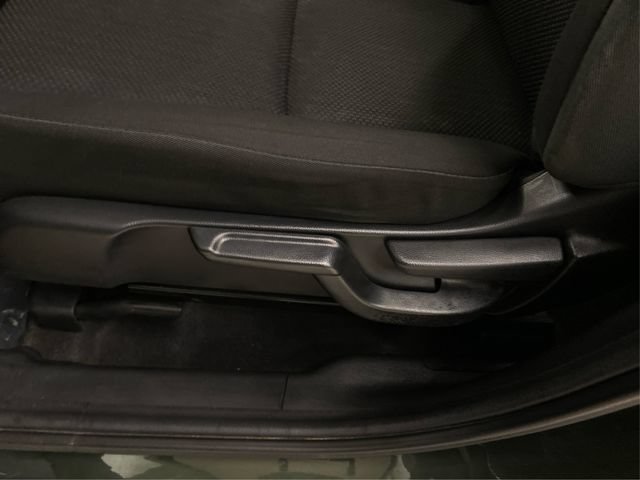 Used 2017 Honda HR-V EX image 25