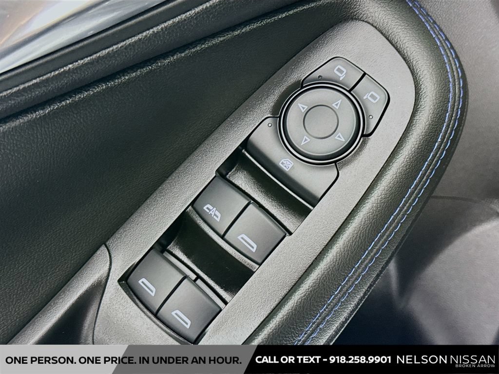 Used 2025 Buick Encore GX Sport Touring w/ Comfort Package AWD/4WD image 17