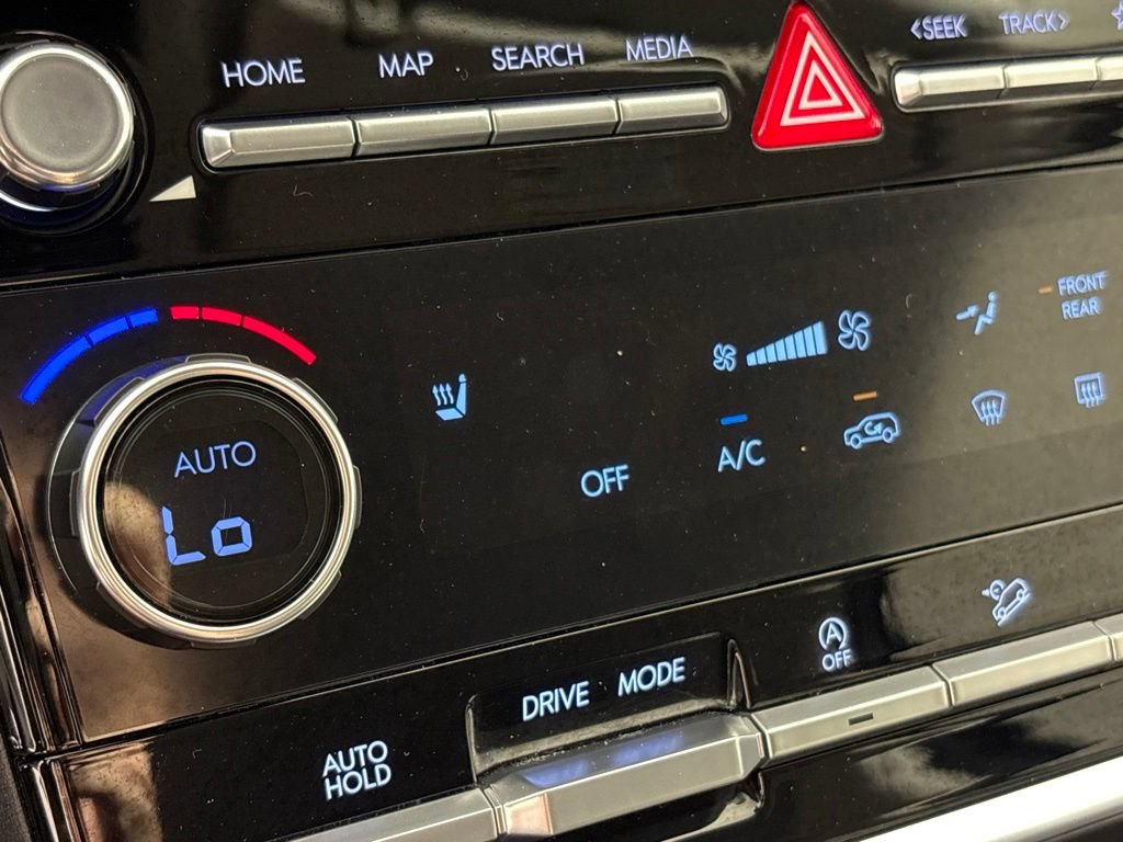 Used 2026 Hyundai Santa Fe SEL FWD image 40
