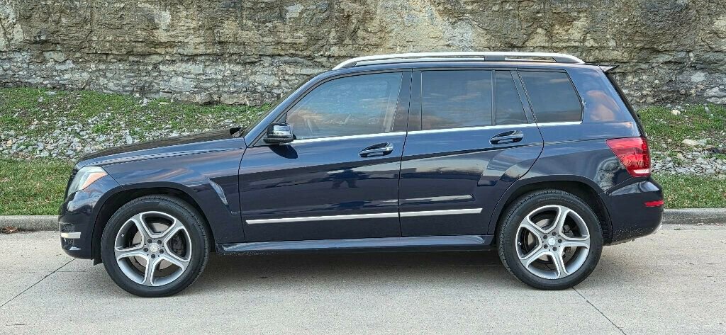 Used 2014 Mercedes-Benz GLK 250 BlueTEC 4MATIC image 3