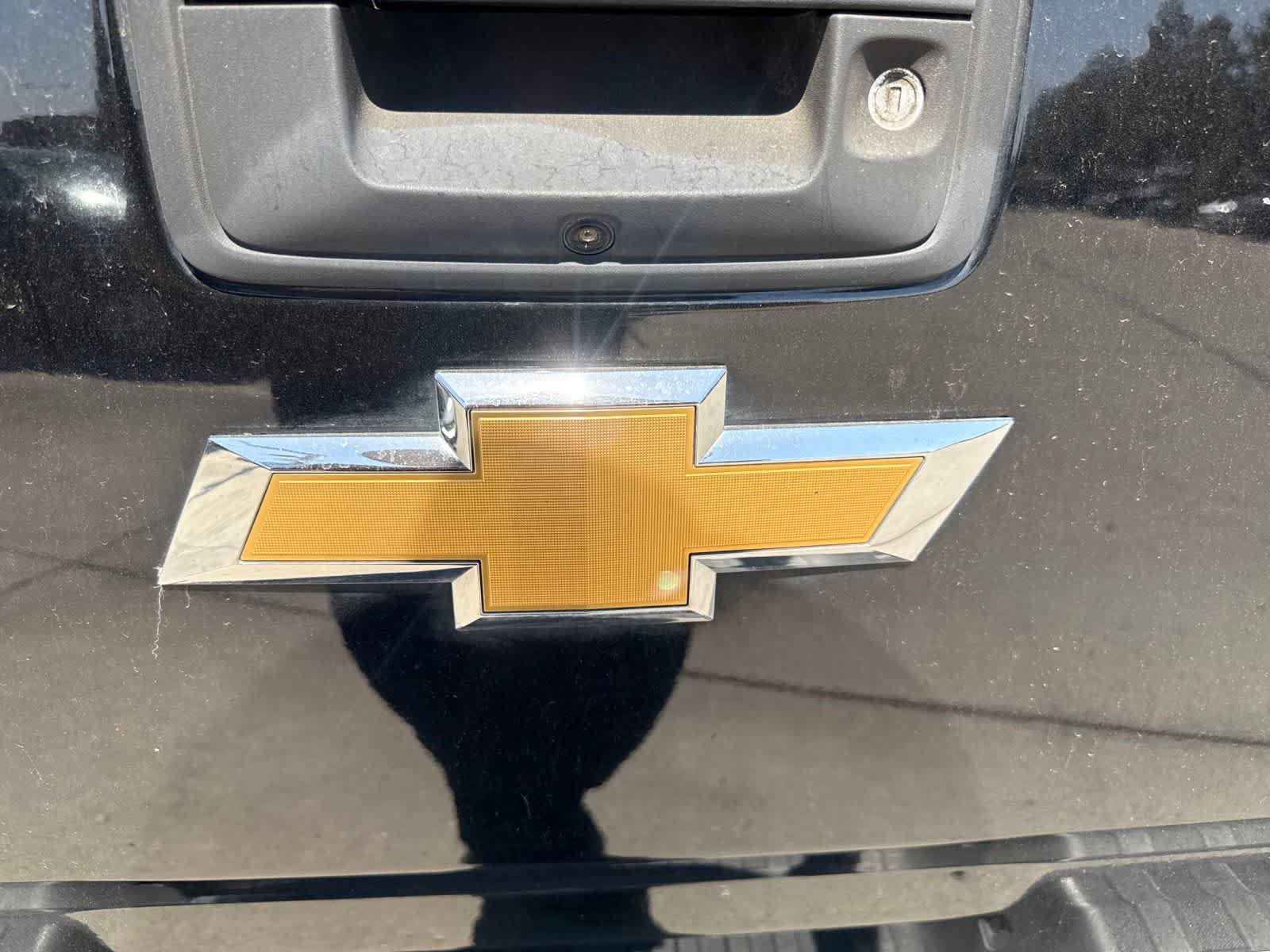 Used 2019 Chevrolet Colorado W/T w/ Custom Special Edition RWD image 15