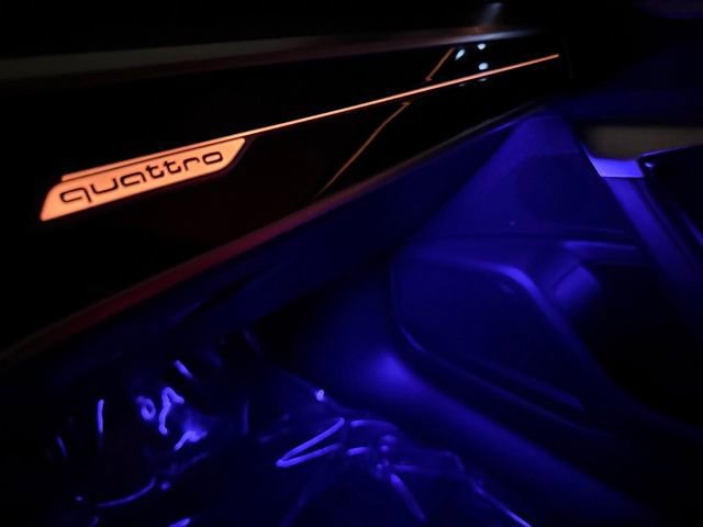 Used 2023 Audi S8 w/ S8 Executive Package image 43