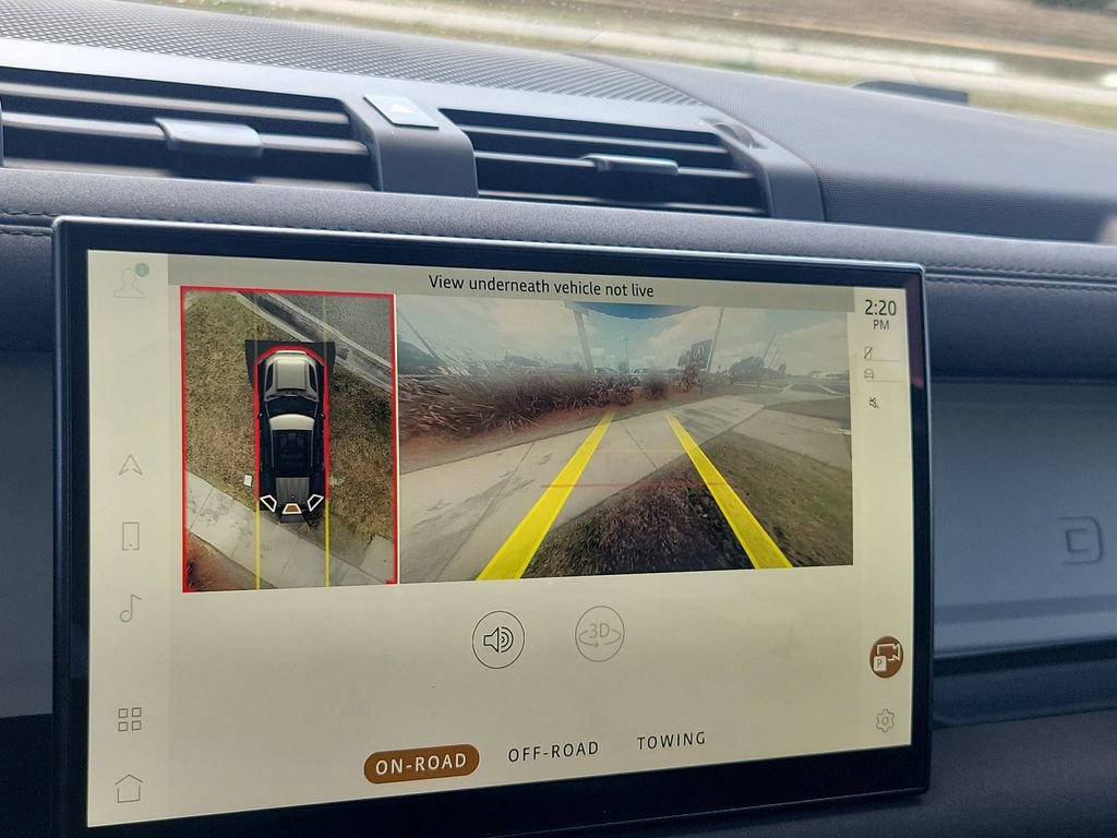 Used 2022 Land Rover Defender 110 SE image 24