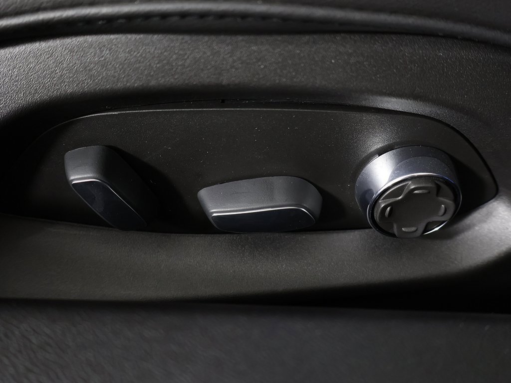 Used 2021 Chevrolet Corvette Stingray Preferred Cpe w/ Battery Protection Package image 37