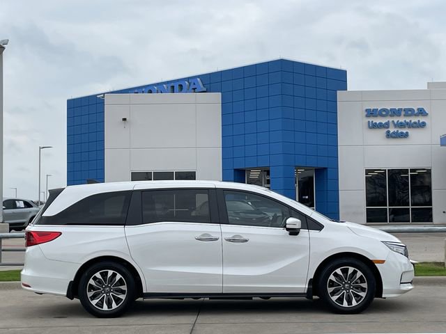 Certified 2024 Honda Odyssey EX-L image 3