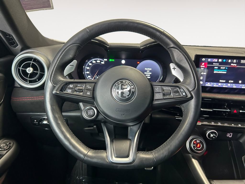 Used 2024 Alfa Romeo Tonale Veloce w/ Active Assist Package image 14