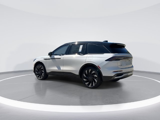 New 2026 Lincoln Nautilus Reserve w/ Jet Appearance Package AWD/4WD image 6