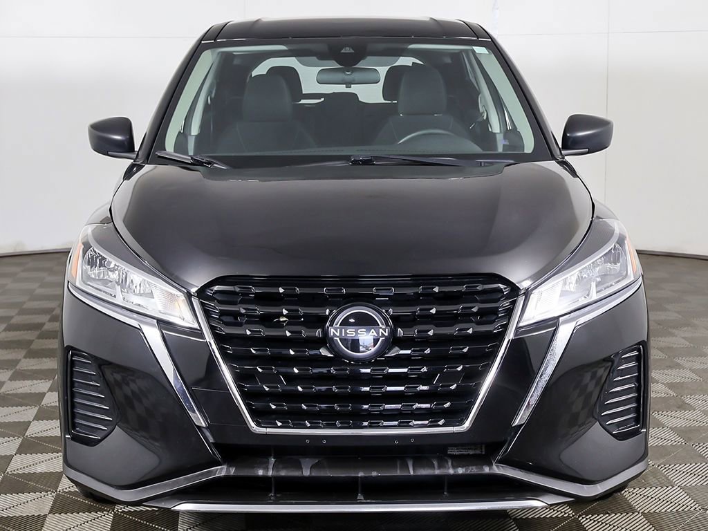 Used 2022 Nissan Kicks S image 8