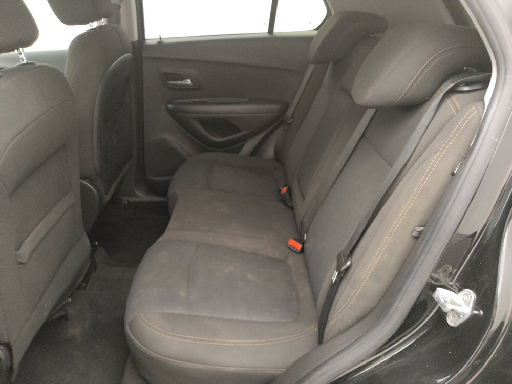 Used 2020 Chevrolet Trax LS w/ Tint and Cruise Package FWD image 18
